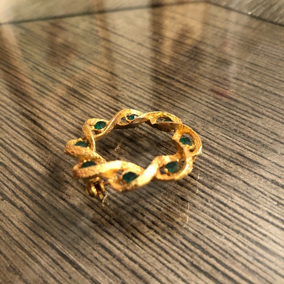 Vintage Round Circle Pin with Green Rhinestones - Picture 4 of 10